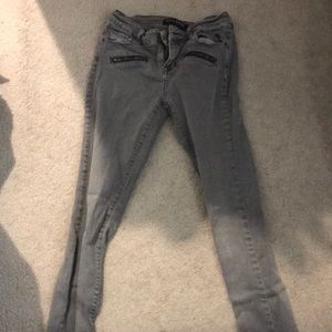 Bullhead Rocket Mid-Rise Khaki Jeans